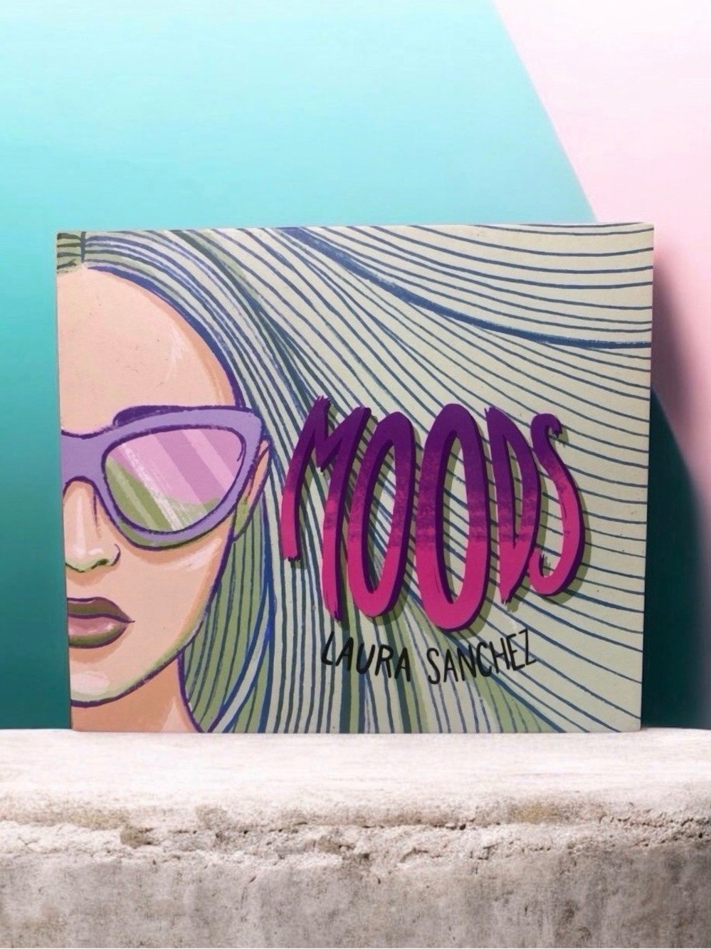 🍒 Moods Eyeshadow & Highlighter Palette By Laura Sanchez